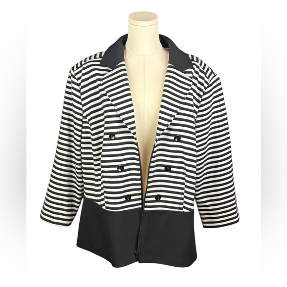 Tahari Black/White Casual Blazer w/ Button Accents, Zipper, & Shoulder Pads (22) - Picture 1 of 4